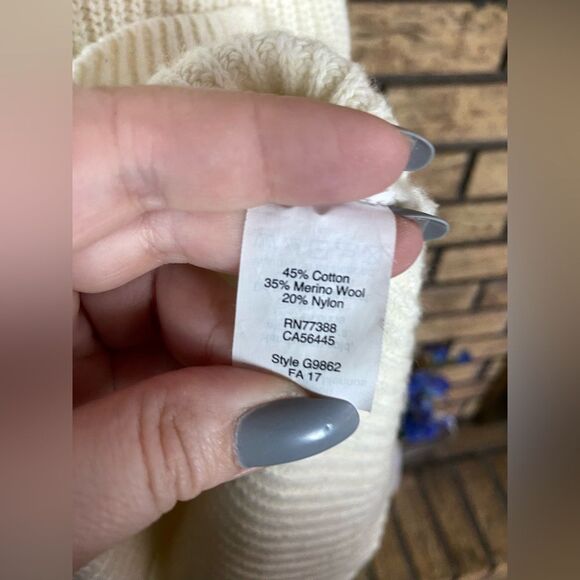 J. Crew merino wool blend sleeveless sweater - Picture 4 of 6